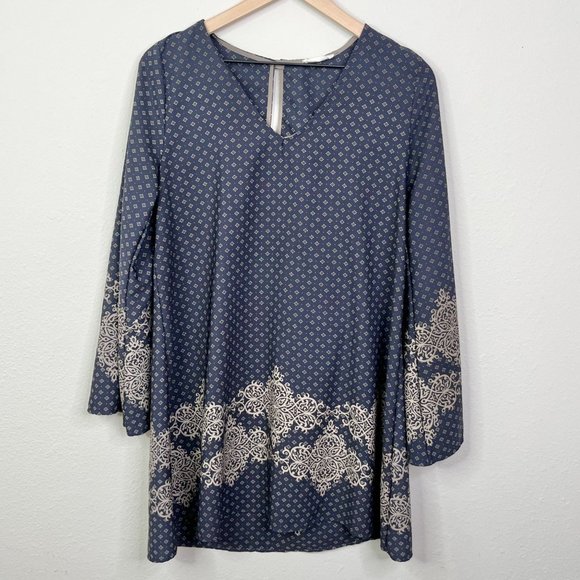 Jella C Dresses & Skirts - Jella C Women's Long Sleeve Shift Dress Size Medium Keyhole Button Boho